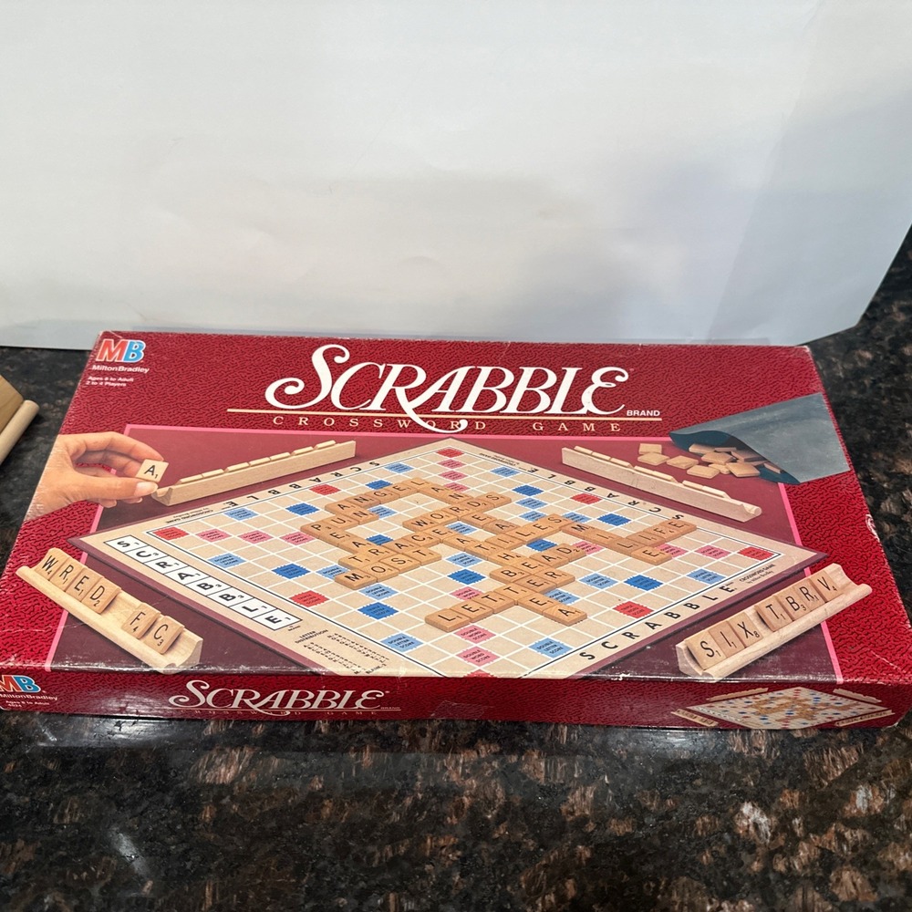 1989 Milton Bradley Scrabble Crossword Game Complete Set 4024 Vintage Word Game